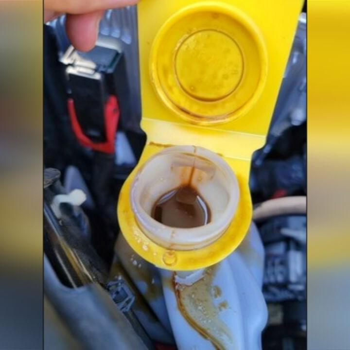 Oil in coolant reservoir of ISP Dodge Durango